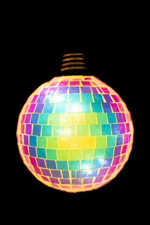 2x Discobal 10 cm Kerstbal LED Discobol Iridescent Zilver 1