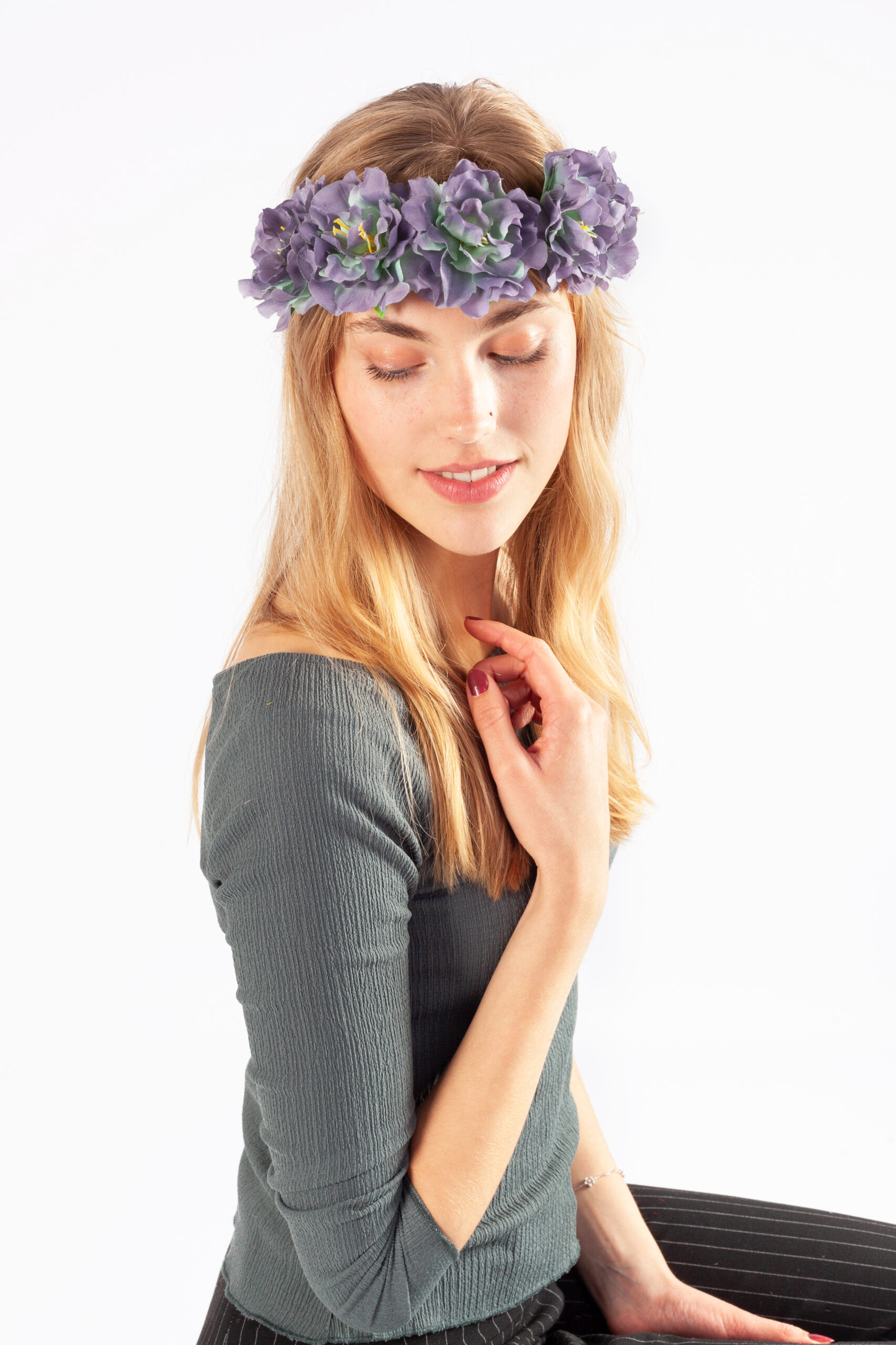 Doorzichtig spoel Hoofdstraat Bloemenkrans haar hawaii paars bloemen haarband kopen? - FeestinjeBeest.nl
