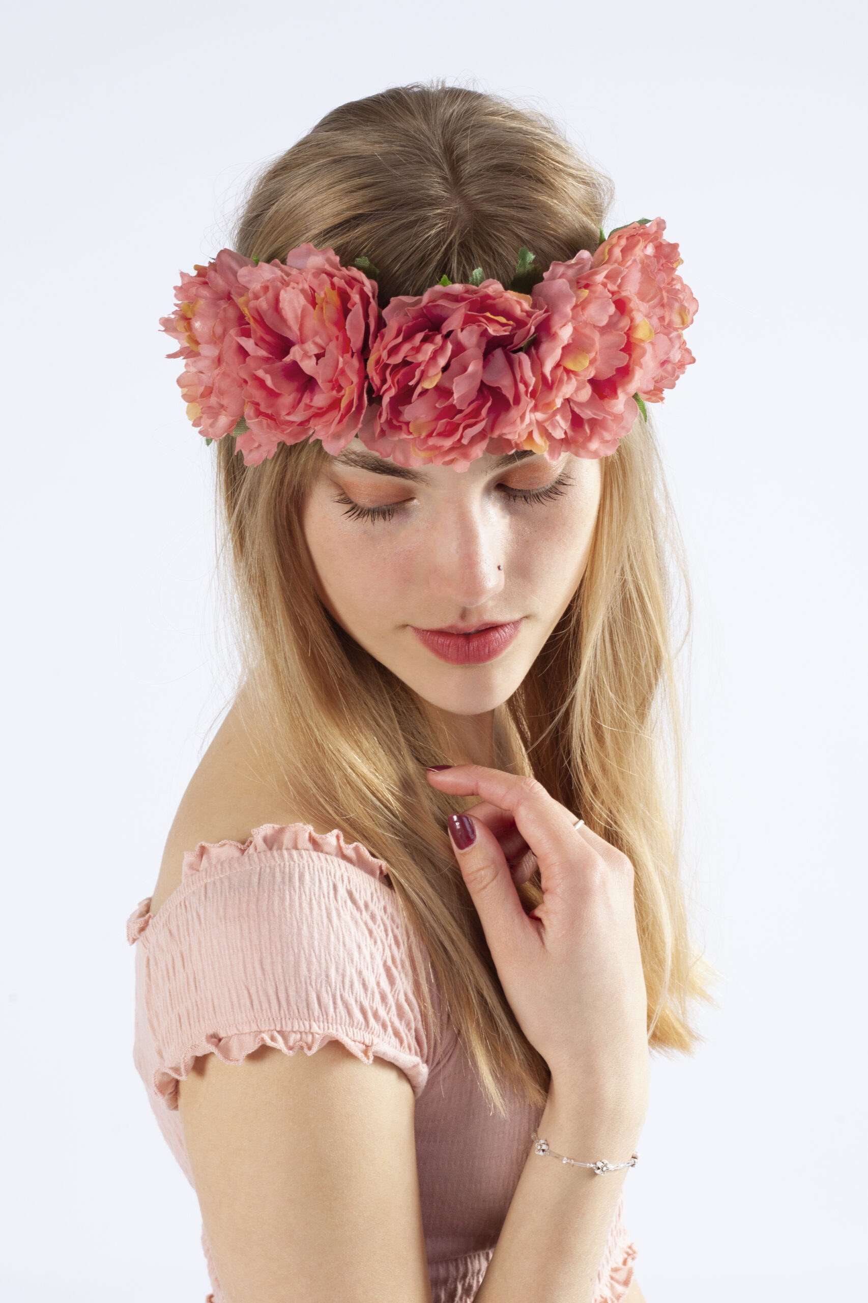 Ijveraar opblijven Onverschilligheid Bloemenkrans haar pioenrozen roze bloemen haarband kopen? -  FeestinjeBeest.nl
