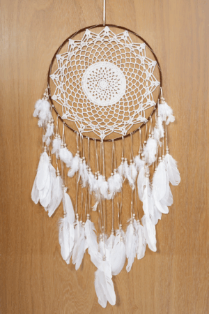 Dromenvanger Groot Bruin Wit Veren Kralen Boho