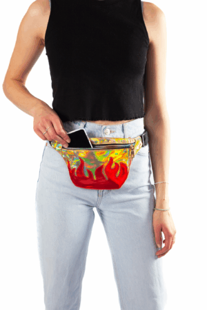 Gouden heuptasje fanny pack rode vlammen 5