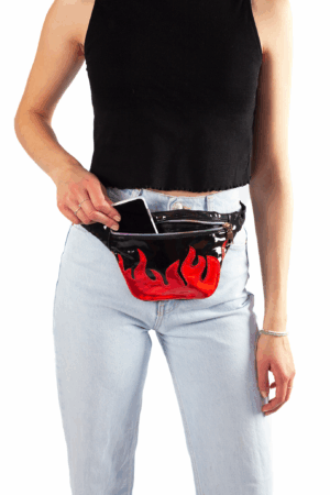 Zwart heuptasje fanny pack rode vlammen 5